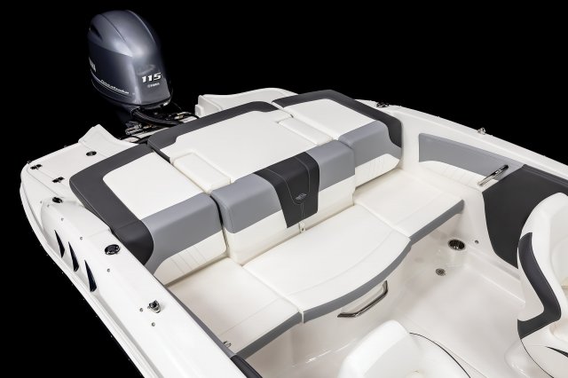 2025 19 SSi OB Aft Bench Seat