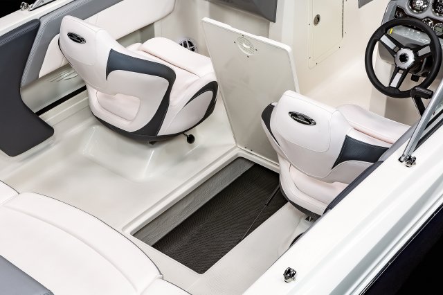 19 SSi - Floor Storage