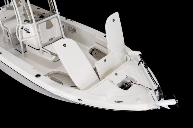 2025 R206 Cayman Bow Storage