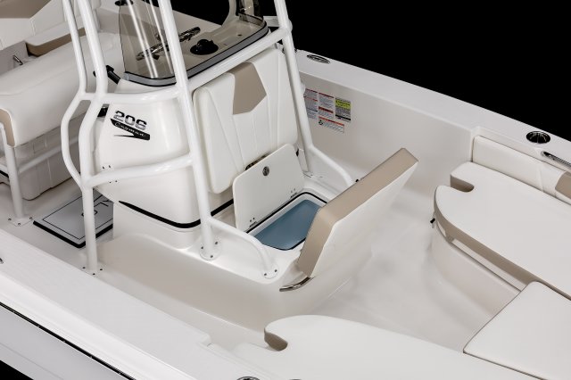 2025 R206 Cayman Console Livewell