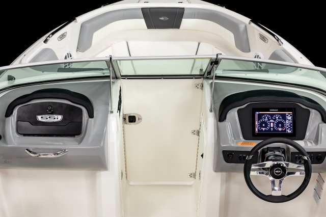 2025 21 SSi OB Bow Weather Door