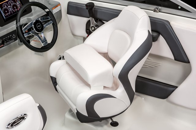 2025 21 SSi Ski & Fish Starboard Bucket Seat