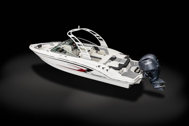 2025 23 SSi OB Rear Port Overhead