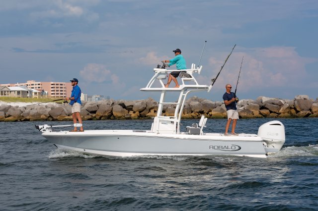 2025 R246 Cayman Sky Deck Fishing in Ocean