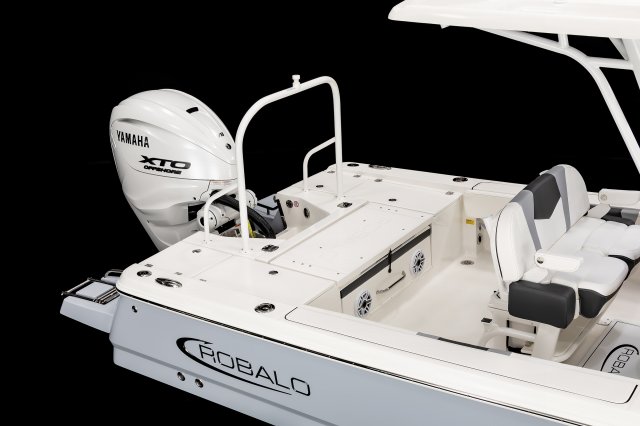 2025 R266 Cayman Transom Casting Deck