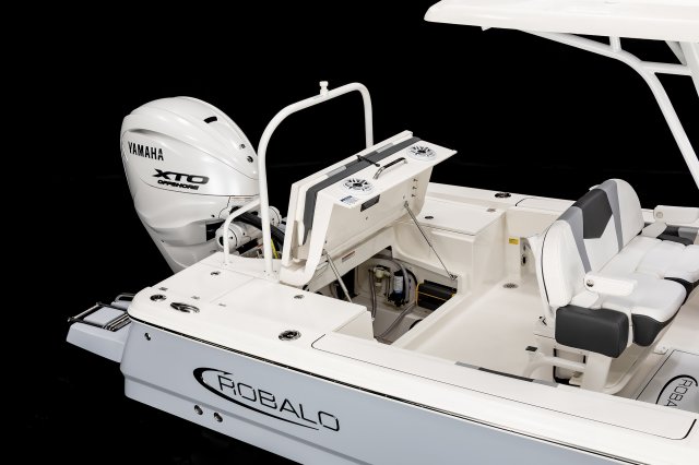 2025 R266 Cayman Transom Utility Access