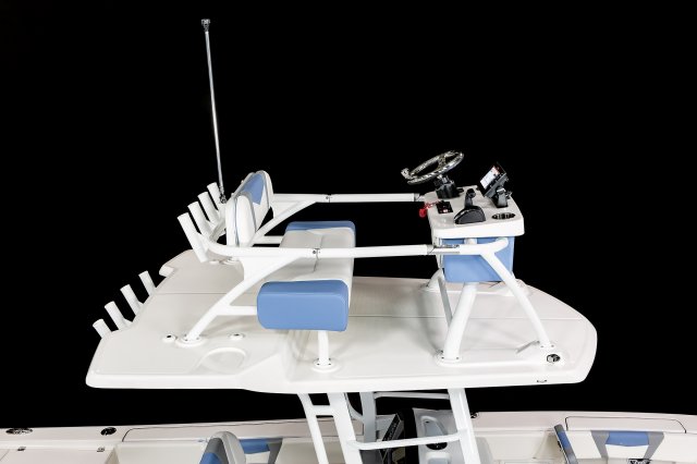 2025 R266 Cayman Sky Deck Sky Deck Starboard View