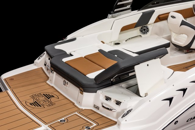 2026 GTS 3 Starboard Sun Lounge