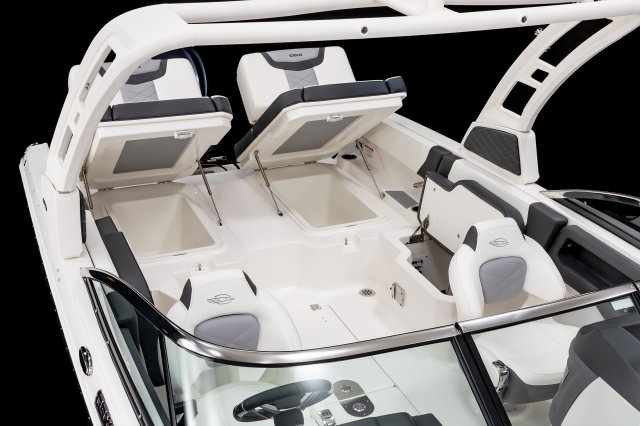 2025 250 OSX Cockpit Storage