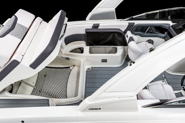 2025 270 OSX Cockpit Storage