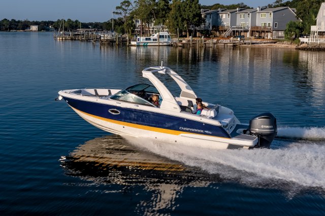 2025 270 OSX Cruise Starboard Profile