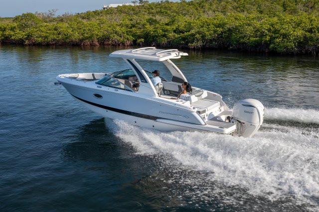 2026 270 OSX Cruising Rear Port