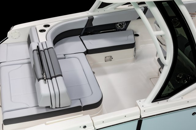 2025 280 OSX Cockpit Seating