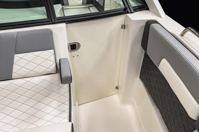 2025 310 OSX Bow Weather Door