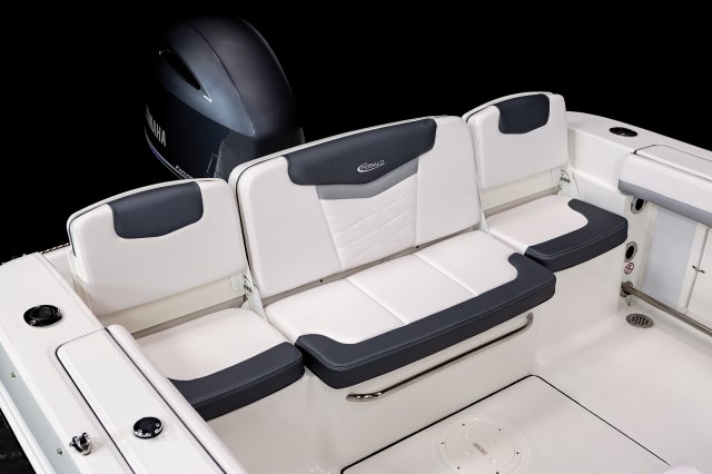 2027 R207 Transom Seating