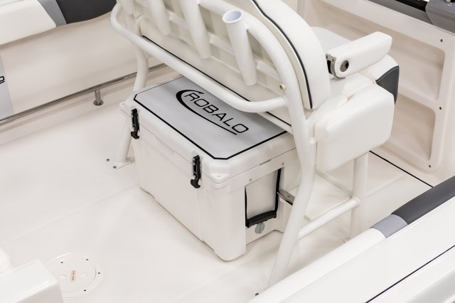 2025 R230 Leaning Post Cooler