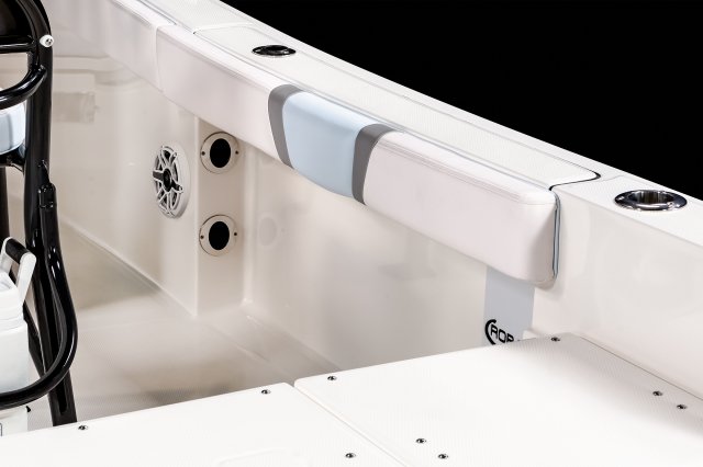 2025 R232EX Starboard Rod Storage