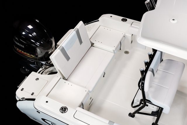 2025 R232EX Transom Walk-Through