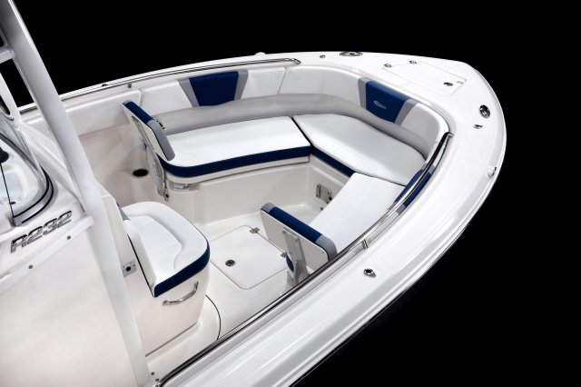 2027 R232 EX Bow Seating