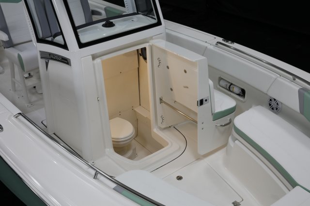 2027 R252 EX Console