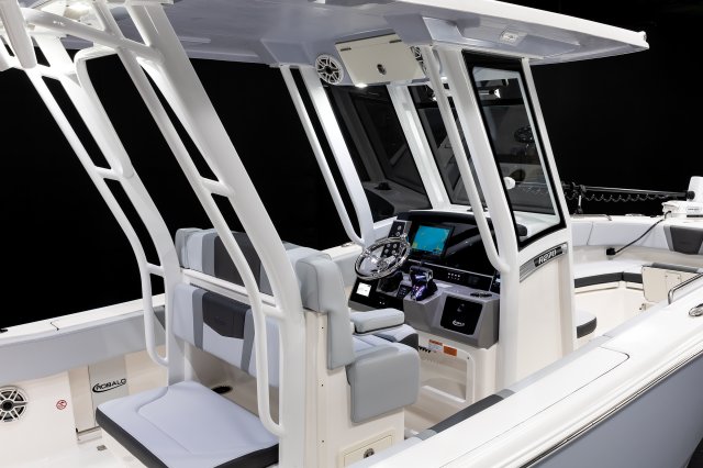 2027 R270 Helm Station