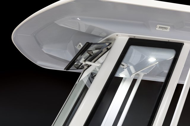 2027 R270 Windshield Vent