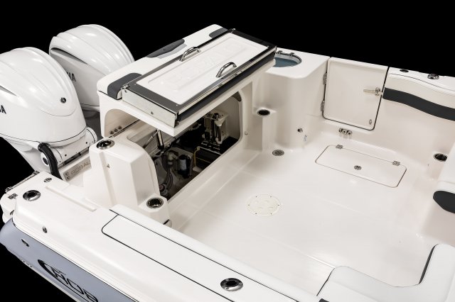 2027 R277 Transom Utility Access