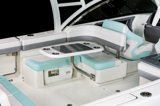 2025 R317 Cockpit Table