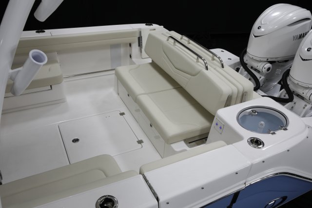 2027 R317 Aft Bench