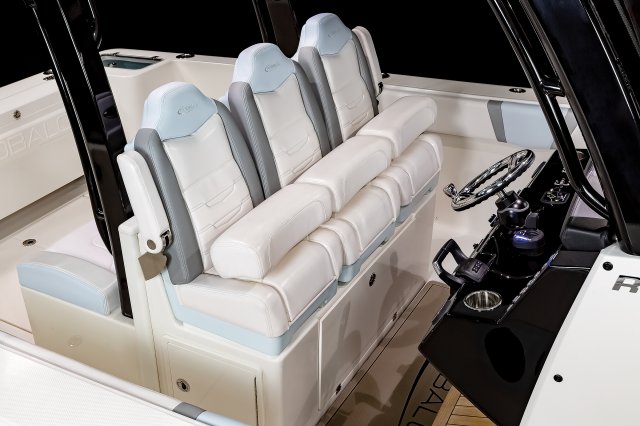 2025 R360 Helm Seat with Arm Rests and Bolsters Up