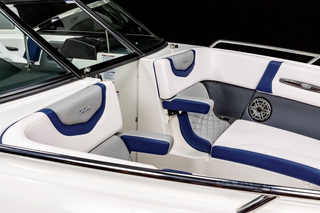 257 SSX OB - Bow Arm Rests