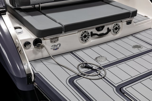 2026 SSX 30 Transom Sprayer