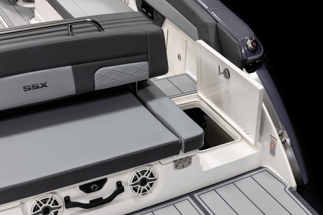 2026 SSX 30 Transom Walkthrough Storage