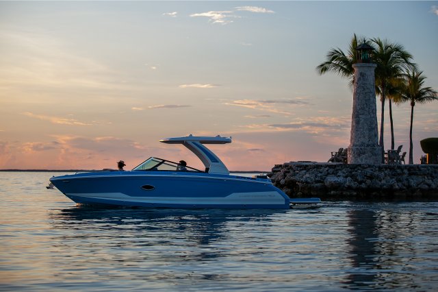 2026 SSX 30 Ocean Night Cruising