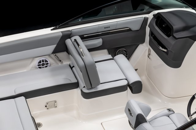 2026 SSX 4 Port Seat