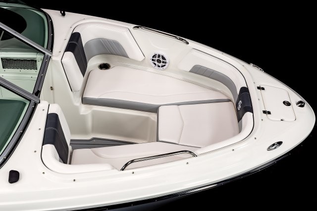 21 Surf - Bow Seating