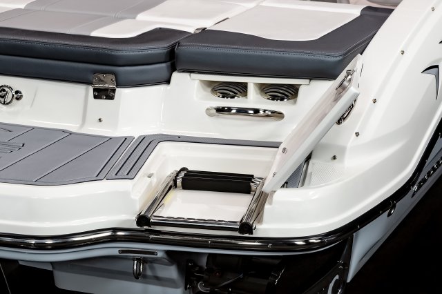 21 Surf - Platform Ladder