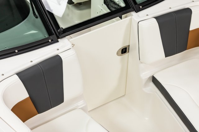 2025 21 SURF Bow Weather Door