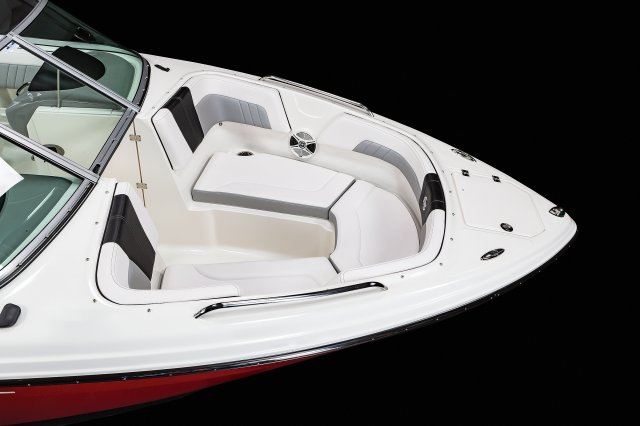 23 SURF - Bow Seating