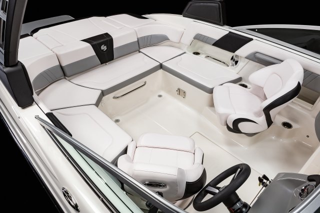 23 SURF - Cockpit Seating