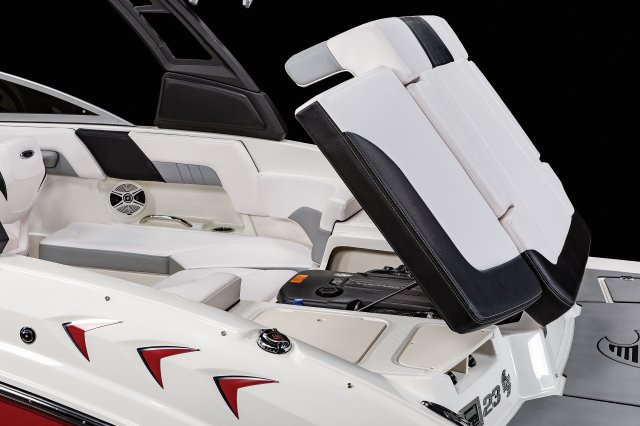 23 SURF - Engine Hatch