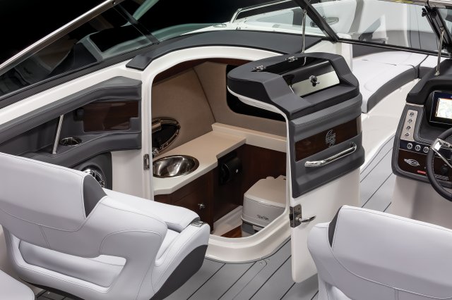 2025 30 SURF Head Compartment