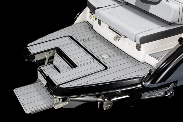 2025 30 SURF Infinity Power Step