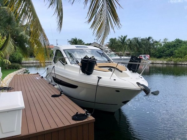 Used 2018  powered Sea Ray Boat for sale