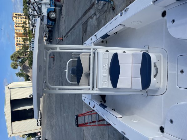 Used 2020 Robalo Power Boat for sale