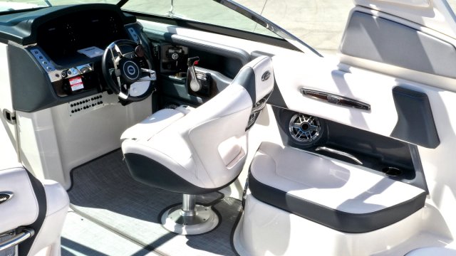 Pre-Owned 2021  powered Power Boat for sale