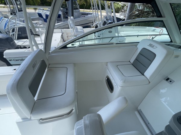 Used 2014 Boston Whaler Power Boat for sale