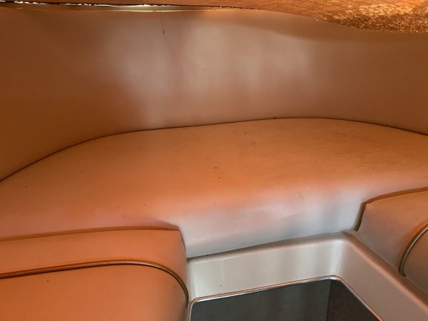 Pre-Owned 1994 Sea Ray Power Boat for sale