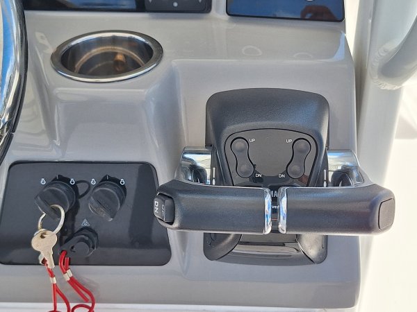 2020 R272 Center Console for sale