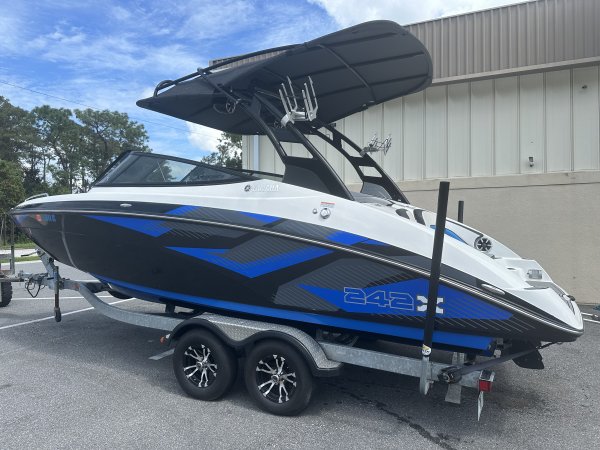 Used 2016 Yamaha 242X E-Series Jet Boat for sale